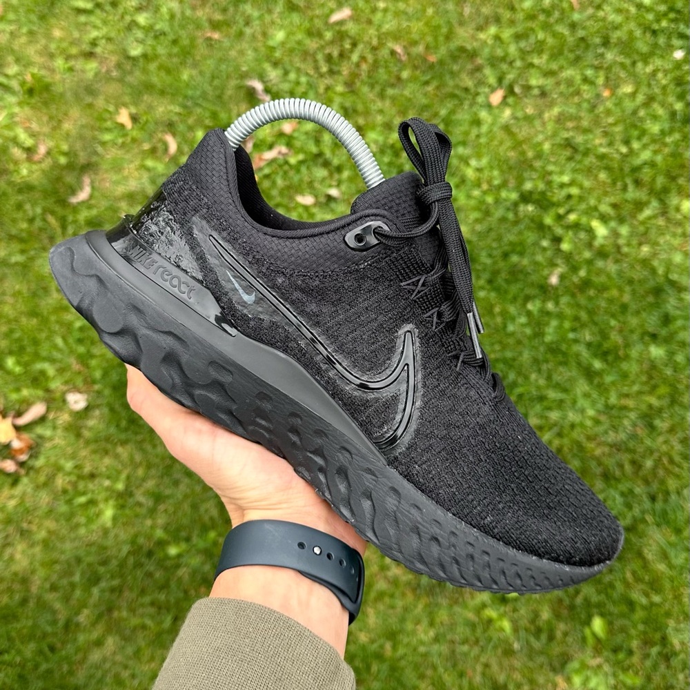 Running shoes Nike React Infinity Run FK Flyknit 3 black Mens brand new 9,5 US